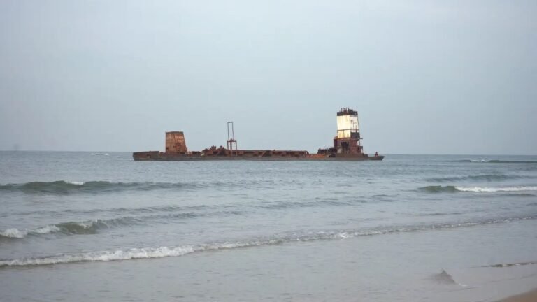 dredger